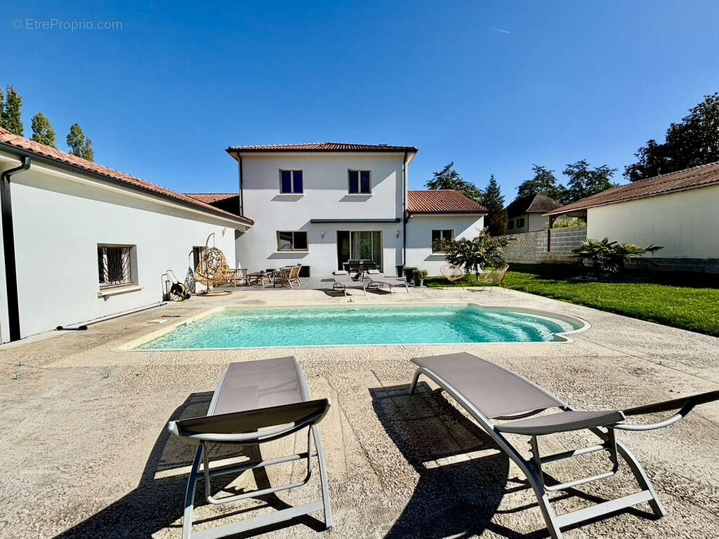 Maison à BOSMIE-L&#039;AIGUILLE