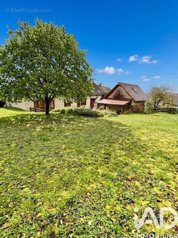 Maison 190 m² à Poilly-Sur-Tholon  - photo 3