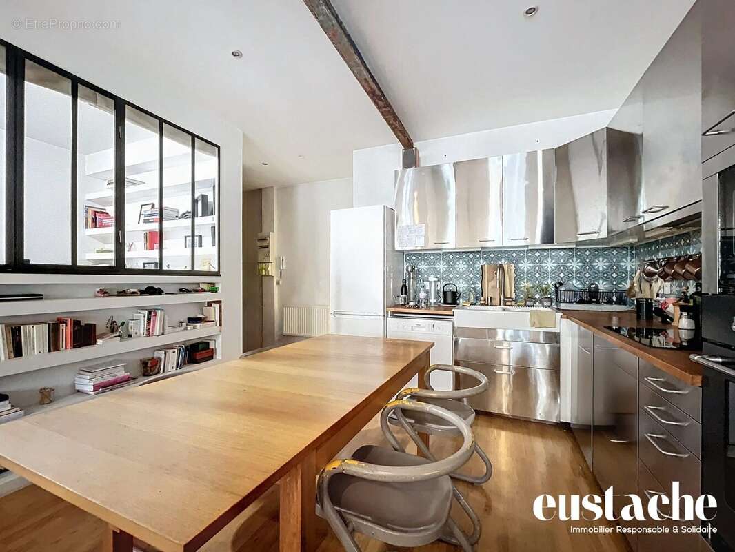 Appartement à PARIS-11E
