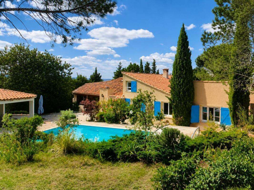 Maison à PIEUSSE