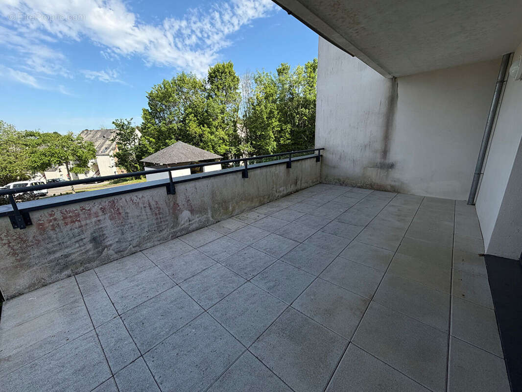 Auray saint goustan grand t.2  52 m2 avec garage - photo 2