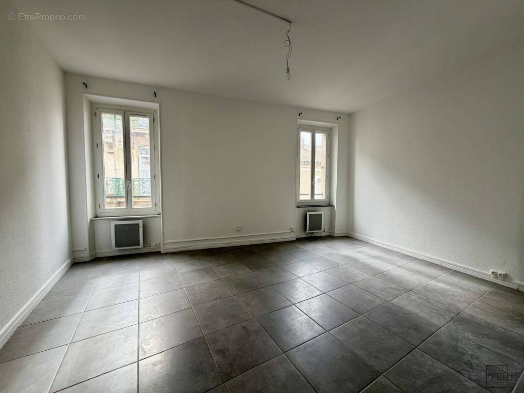 Appartement à LEZIGNAN-CORBIERES