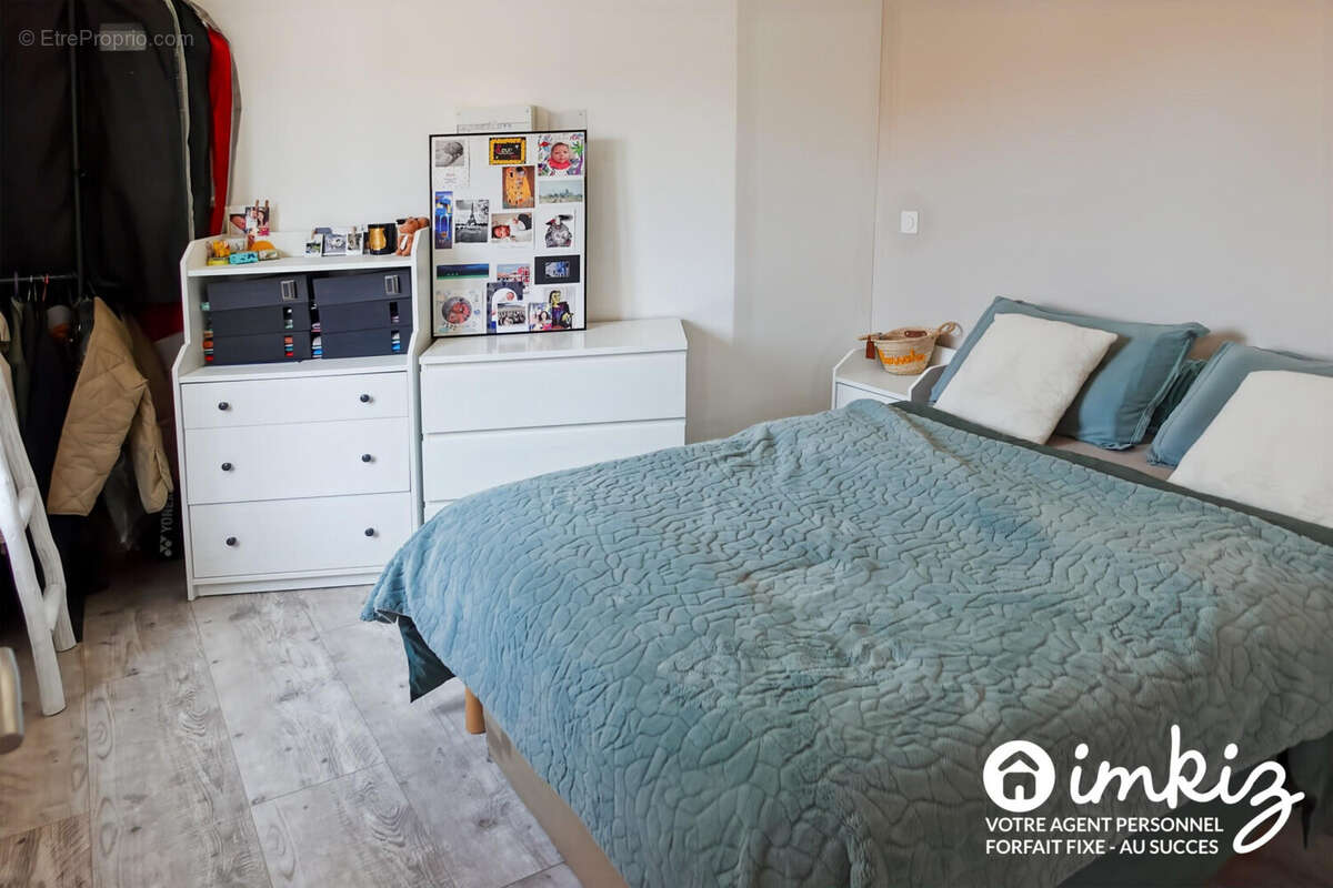 Appartement T3 centre avec terrasse cave + parking - photo 10