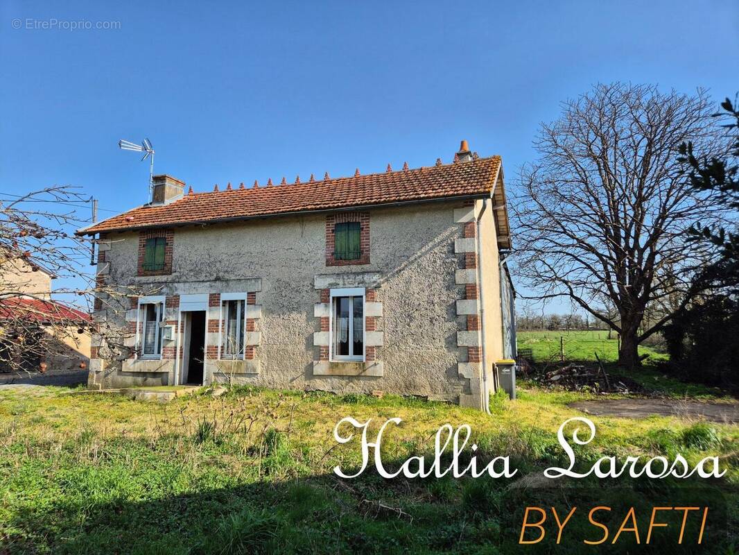 Photo 1 - Maison à LATHUS-SAINT-REMY