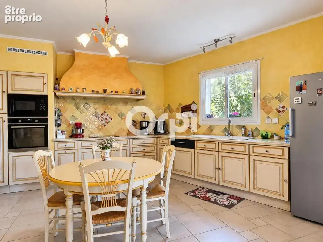 Saint-Christol-lès-Alès – Villa de 247 m² – 6 chambres  Vue Cévennes - photo 10