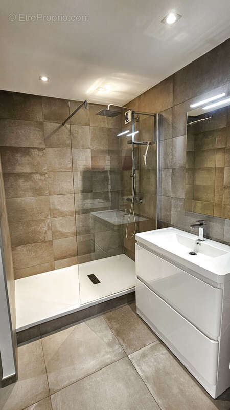 Appartement à MARSEILLE-11E