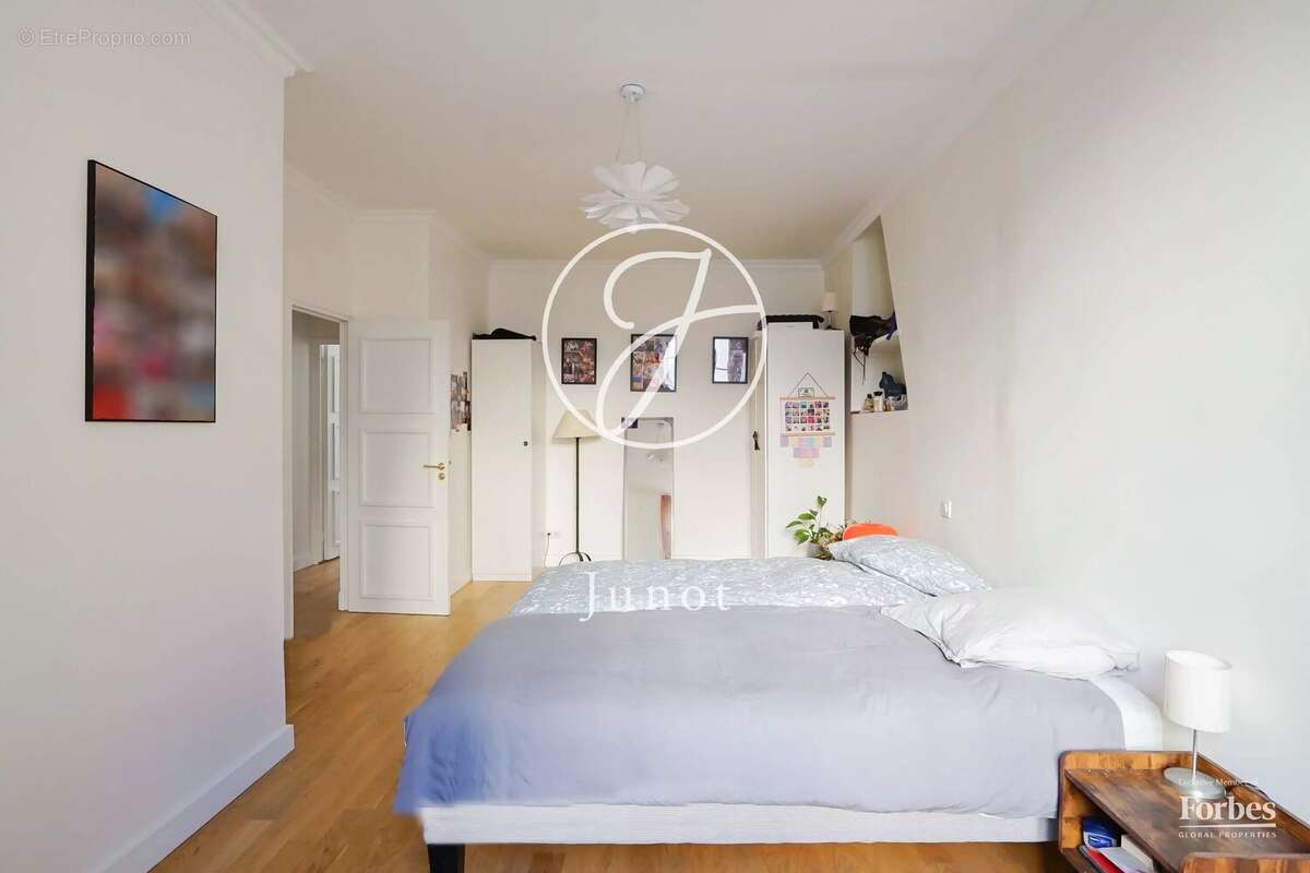 Appartement à PARIS-6E