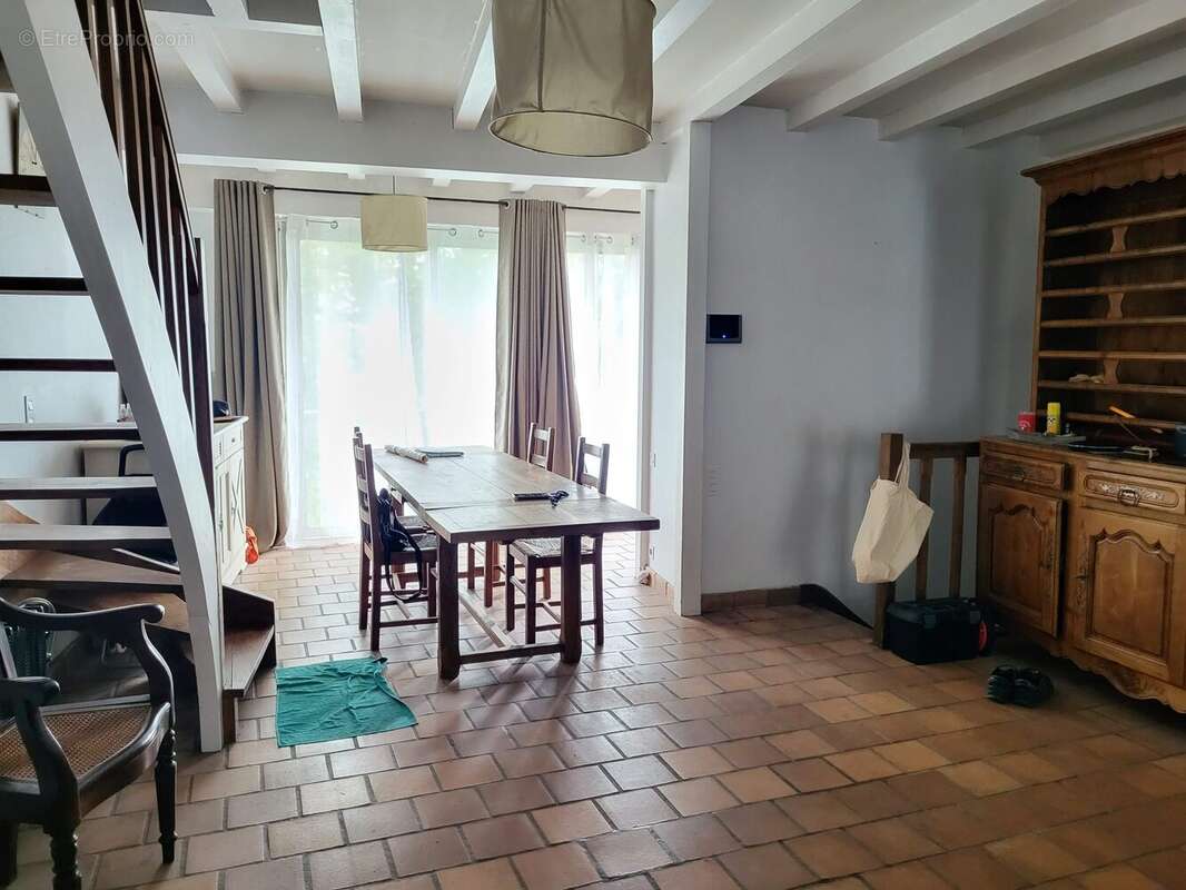 Appartement à SAINTES