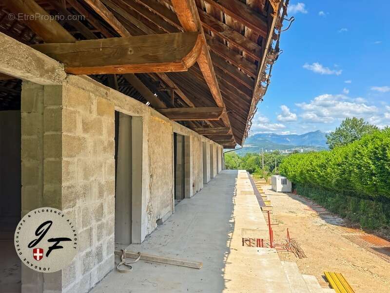 Appartement à LA MOTTE-SERVOLEX