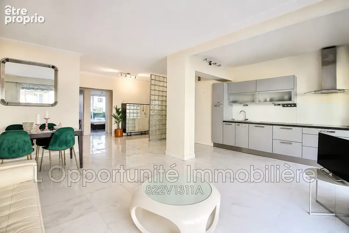 Appartement 3 pièces 76 m² à vendre à Nice (06300) - photo 2