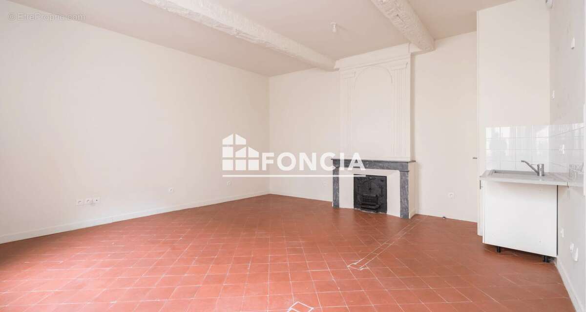 Appartement à NIMES