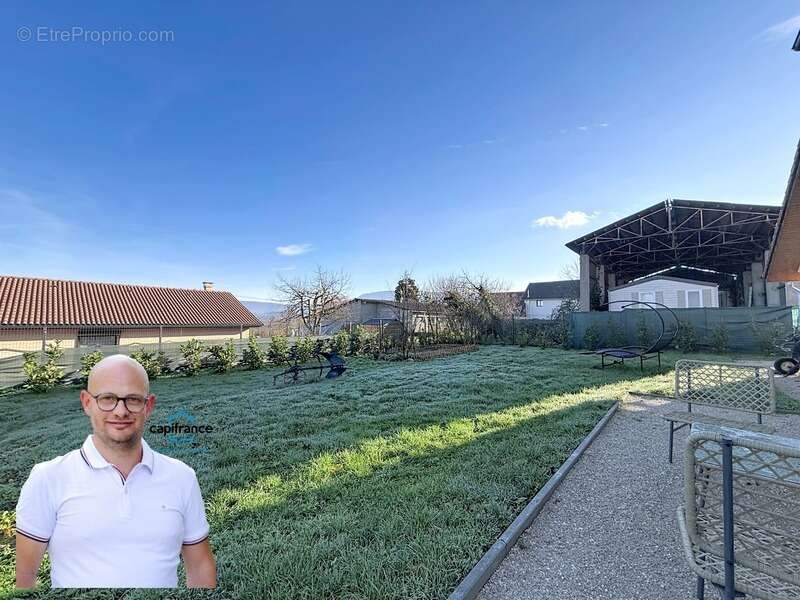 Maison à SAINT-JEAN-D&#039;AVELANNE