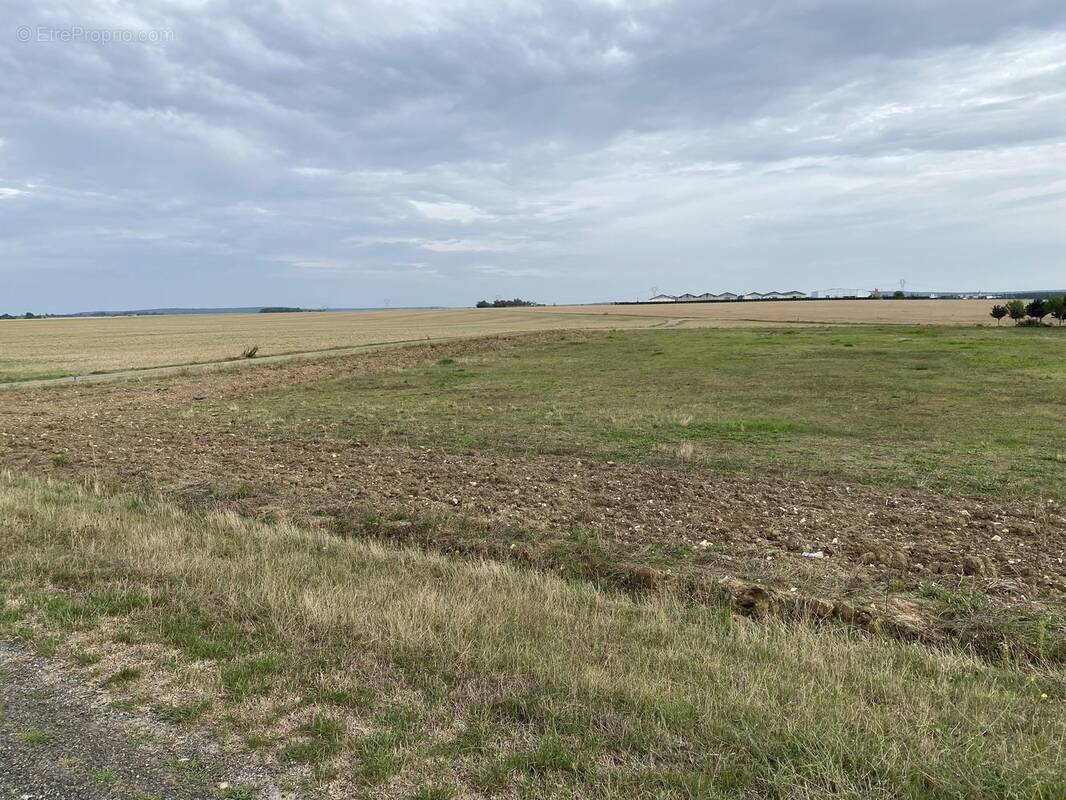 Photo 3 - Terrain à DREUX