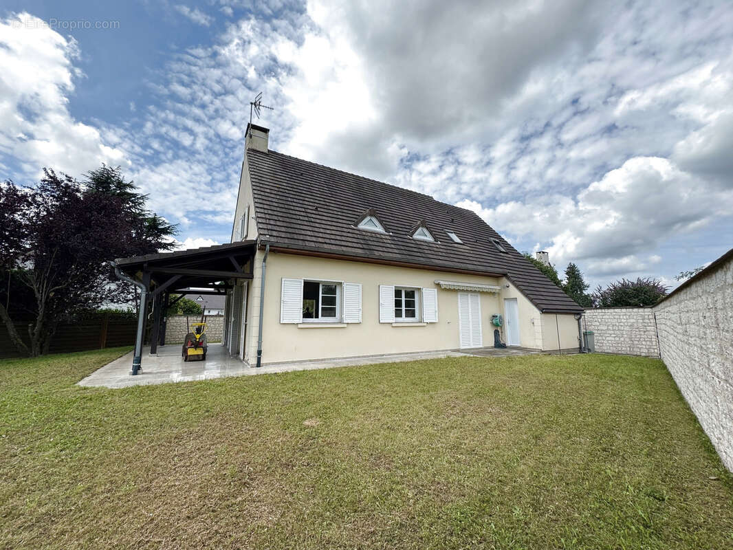 Maison à PLAILLY