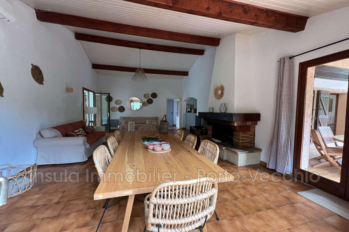 Maison 6 pièces 110 m² à vendre à Porto-Vecchio (20137) - photo 2