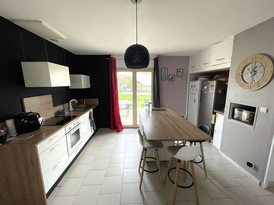 Maison à SAINT-PHILBERT-DE-BOUAINE