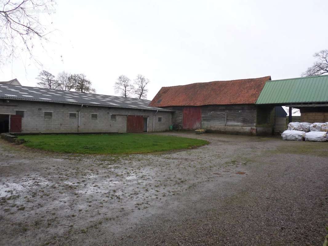 Maison à SAINT-MARTIN-CHOQUEL