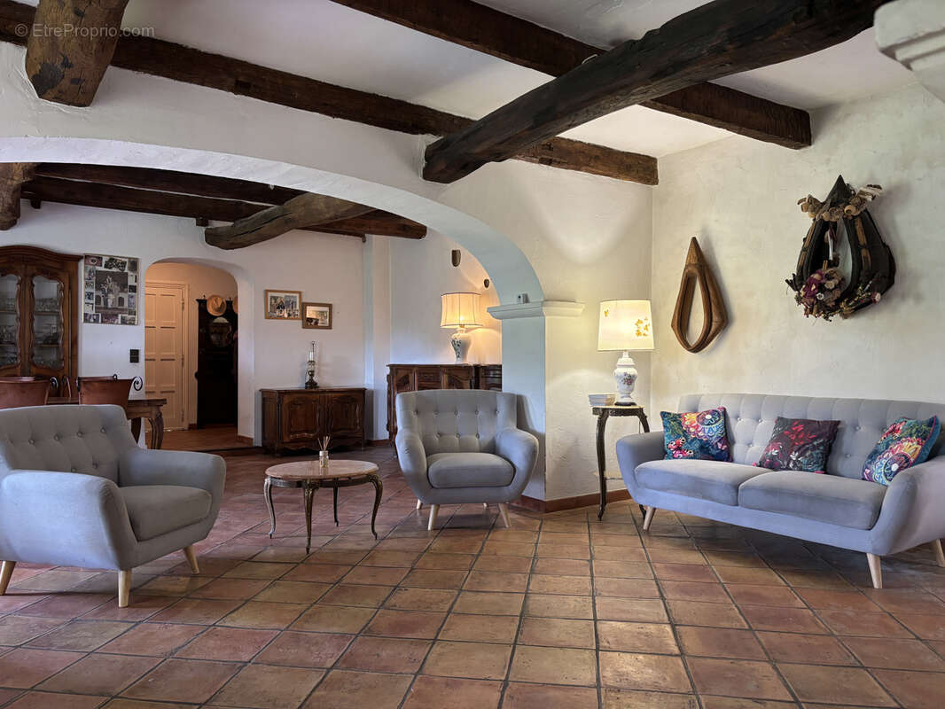 Maison à DRAP