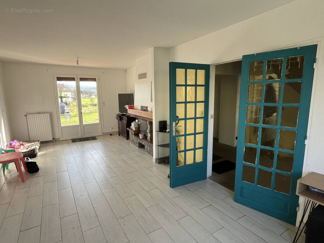 Maison à PONT-SAINTE-MAXENCE