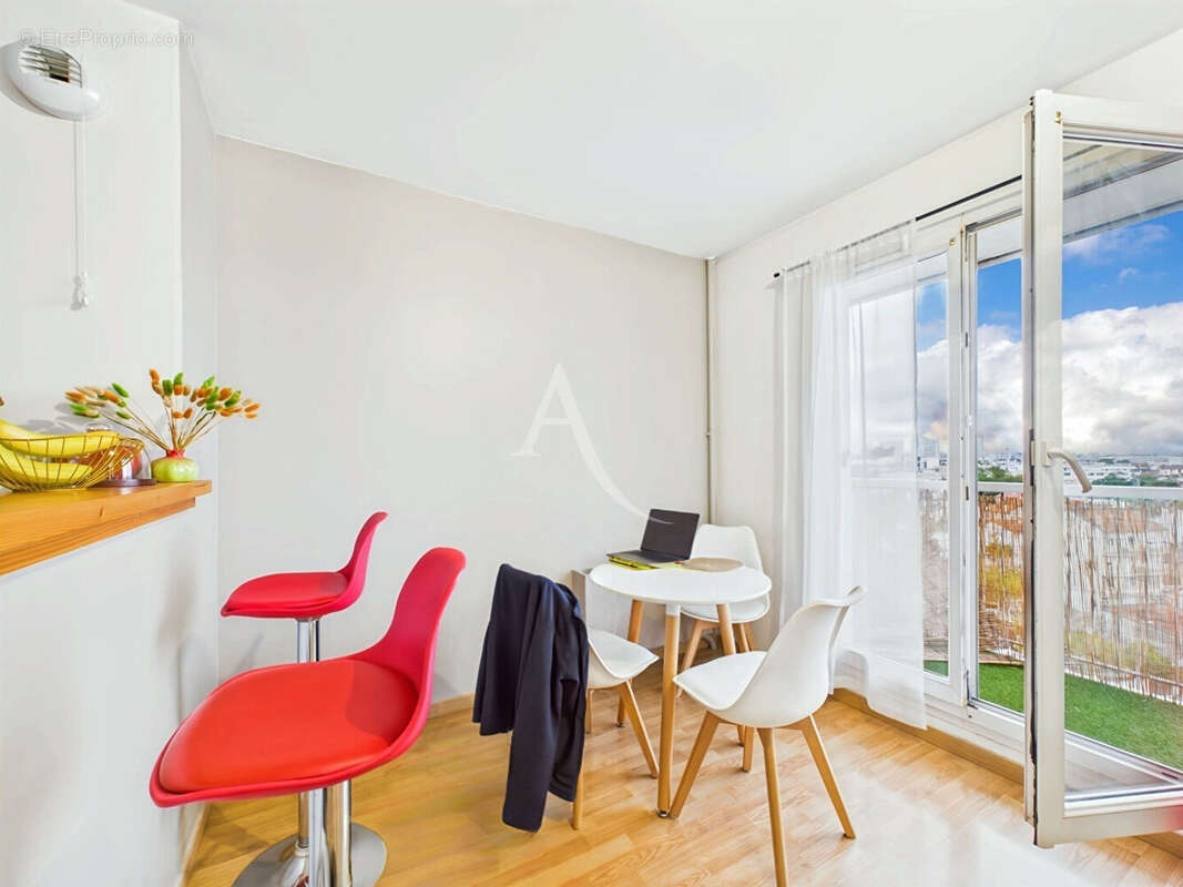 Appartement à MAISONS-ALFORT