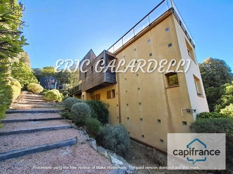 A VENDRE SUPERBE VILLA d’architecte bioclimatique 5 pièces, vue mer et vallée, belles finitions idéale et chaleureuse pour toute - photo 18