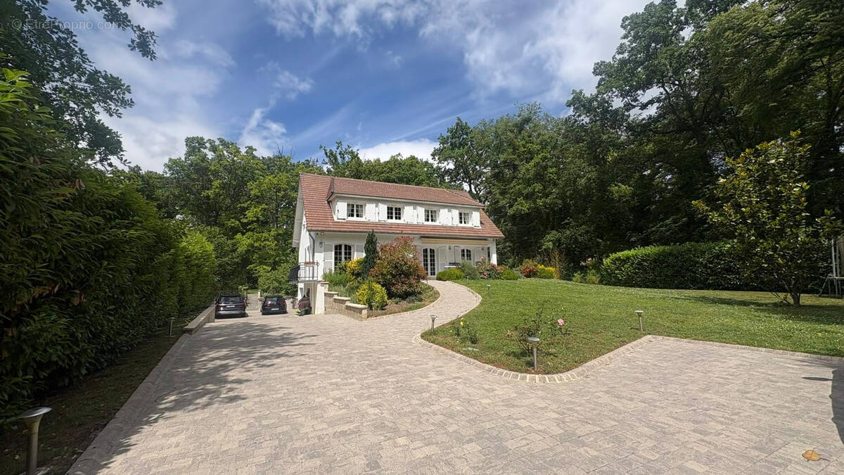 Maison à GOUVIEUX