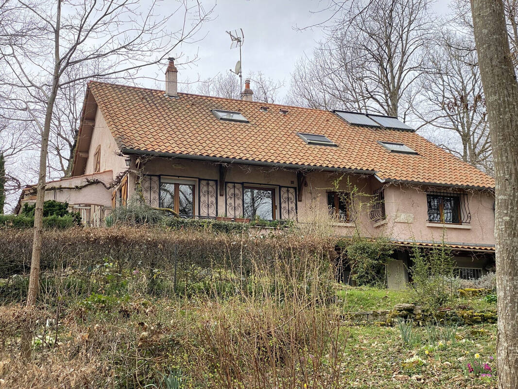 Maison à MONTBOUY