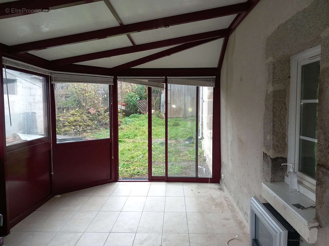 2 maisons à rafraîchir, dépendances, sur 1107m2 avec puits - photo 4