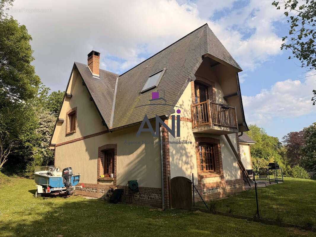 Maison à BACQUEVILLE-EN-CAUX
