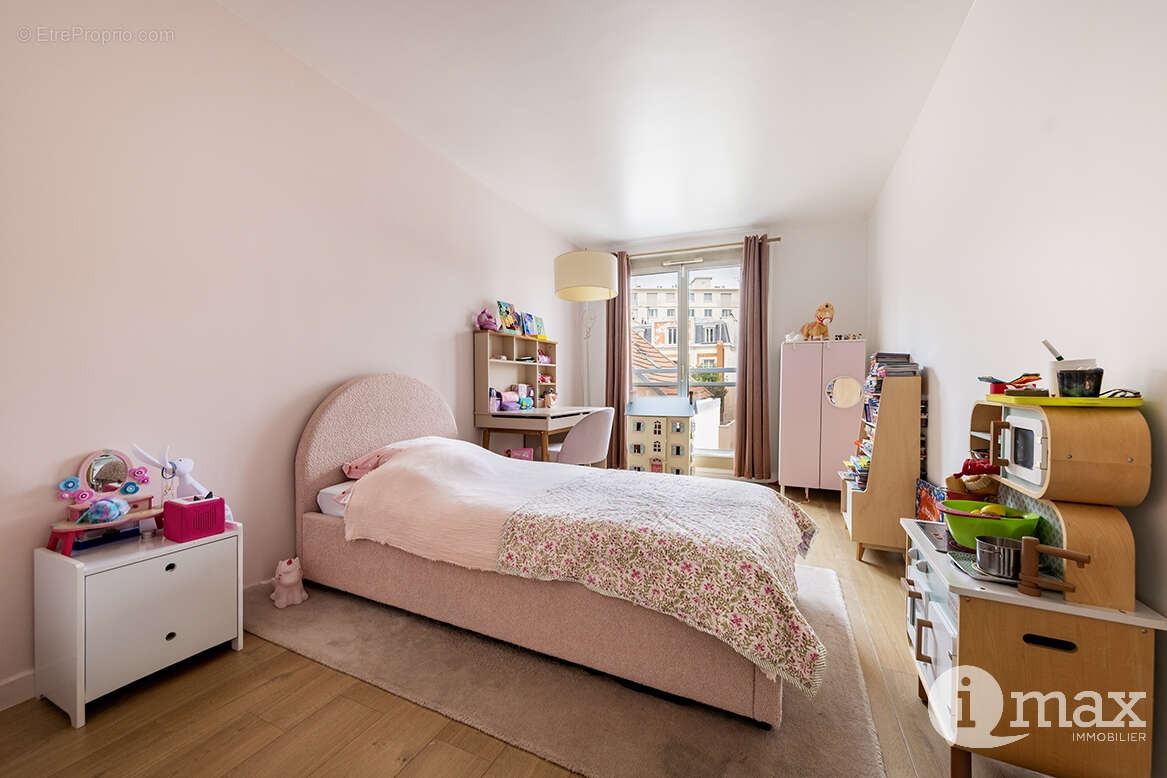 Appartement à ASNIERES-SUR-SEINE