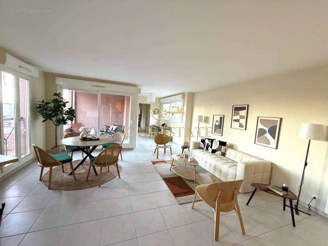 Appartement à BEAUSOLEIL