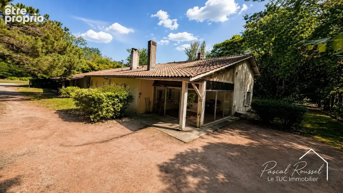 LONGERE DE CARACTERE-270 m2-3,5 hectares de bois-Dépendances - photo 9