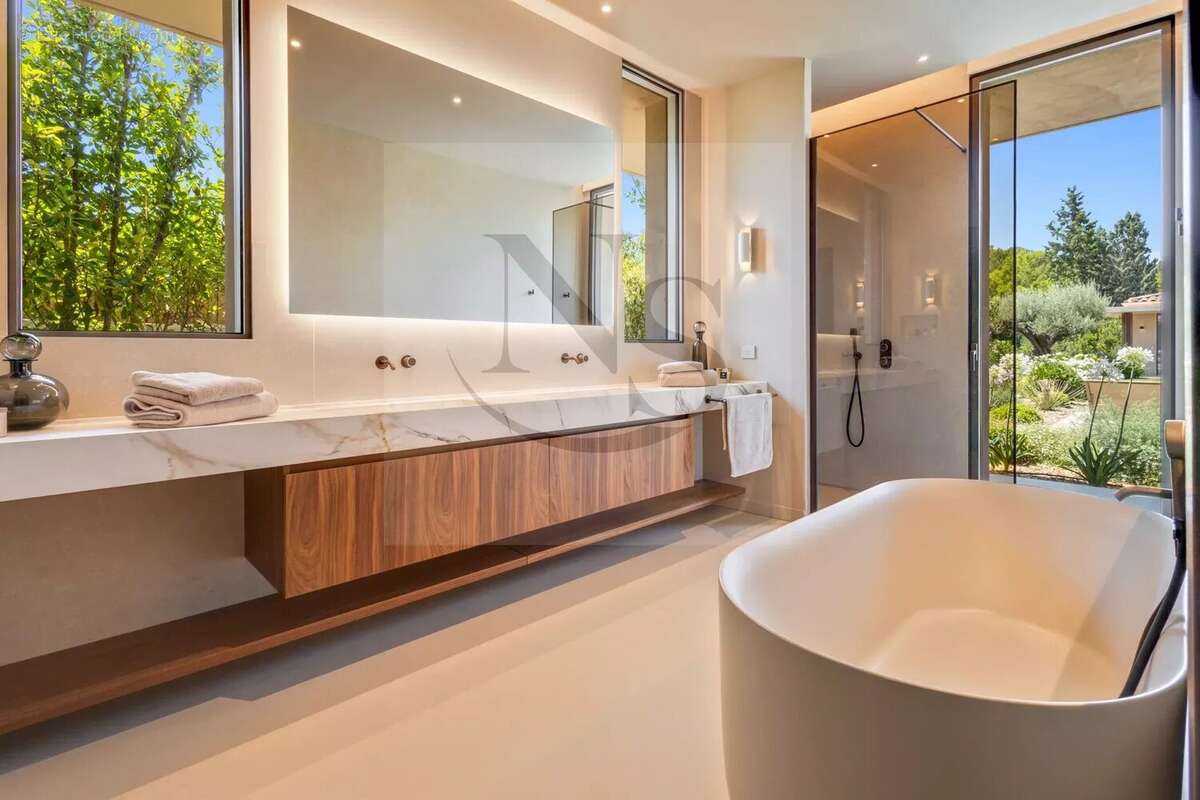 Villa neuve de prestige proche du centre ville - photo 24