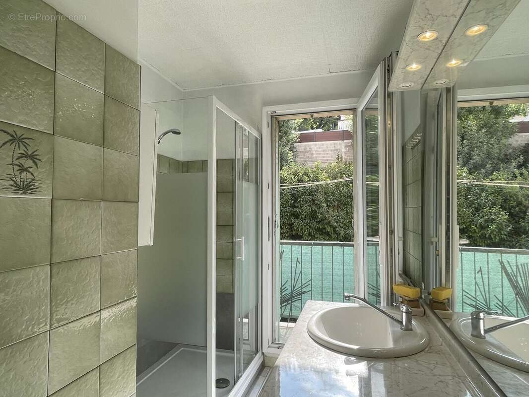 Appartement à MARSEILLE-13E