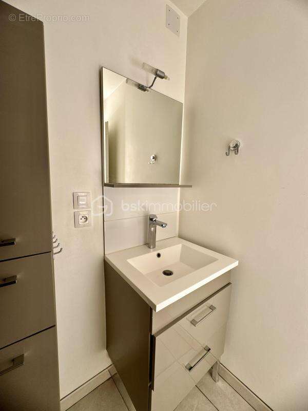 Maison à AZAY-SUR-CHER