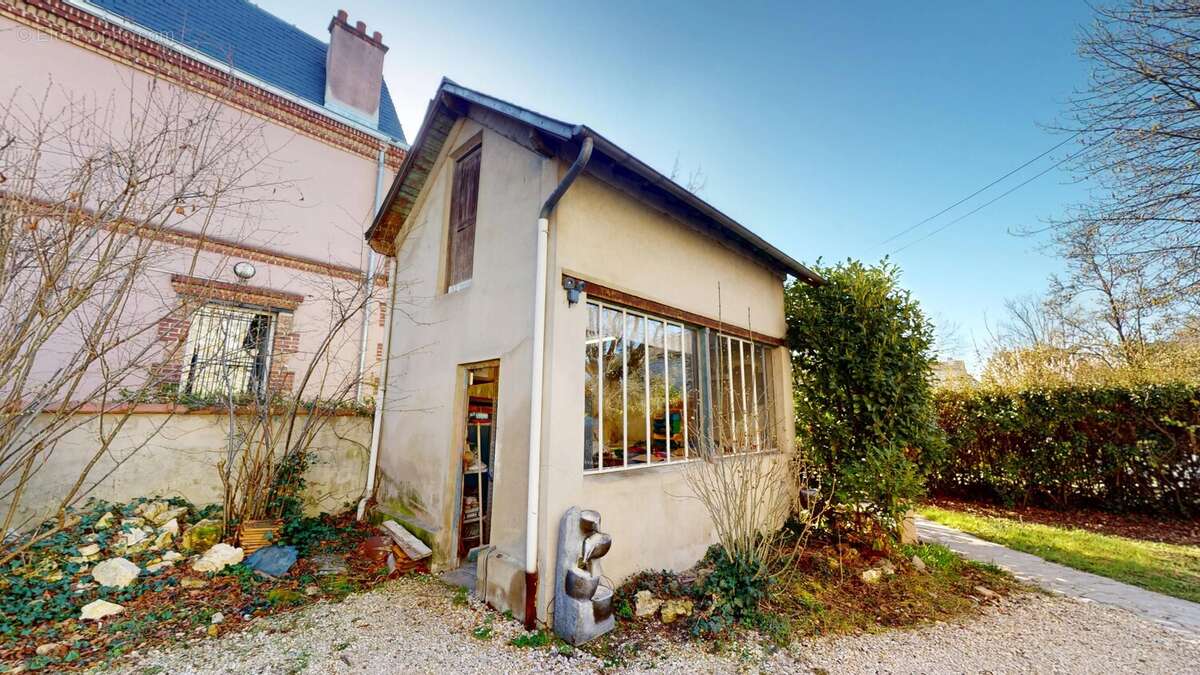 Maison à VILLEMOMBLE