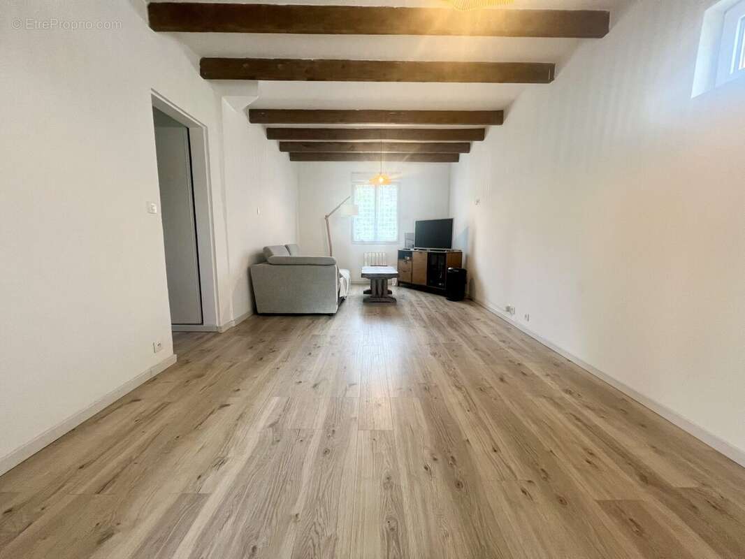 Maison à ESBLY