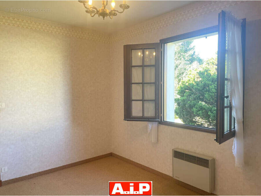 Maison à SAINT-PIERRE-DU-CHEMIN