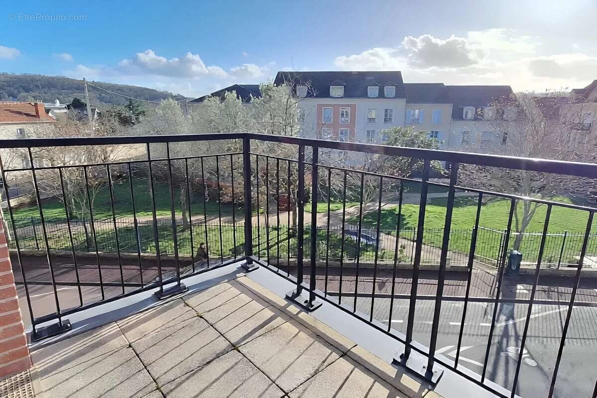 Appartement à CROISSY-SUR-SEINE