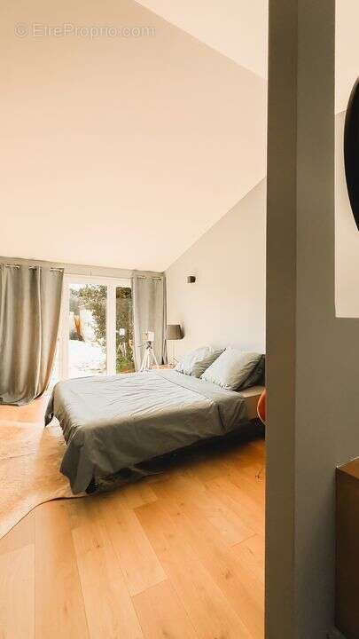 Maison à VILLENEUVE-LES-AVIGNON