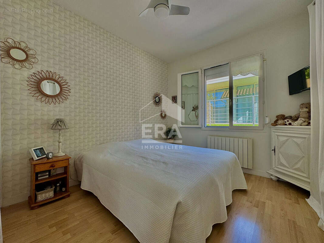 Maison à SAINT-GEORGES-DE-DIDONNE