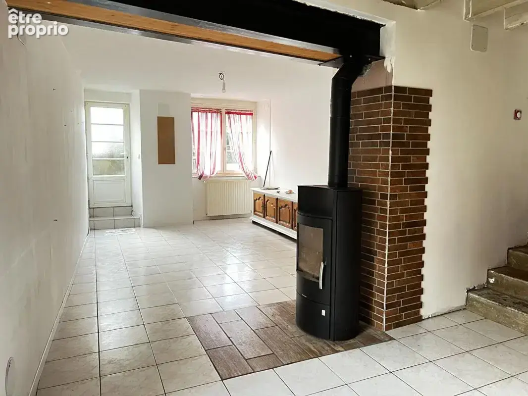 Maison  6 pièces, 97 m² + dépendances en pierres - photo 4