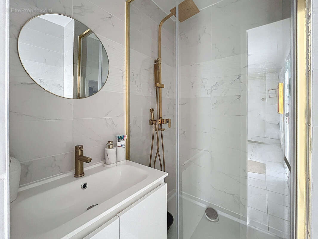 Appartement à LYON-5E