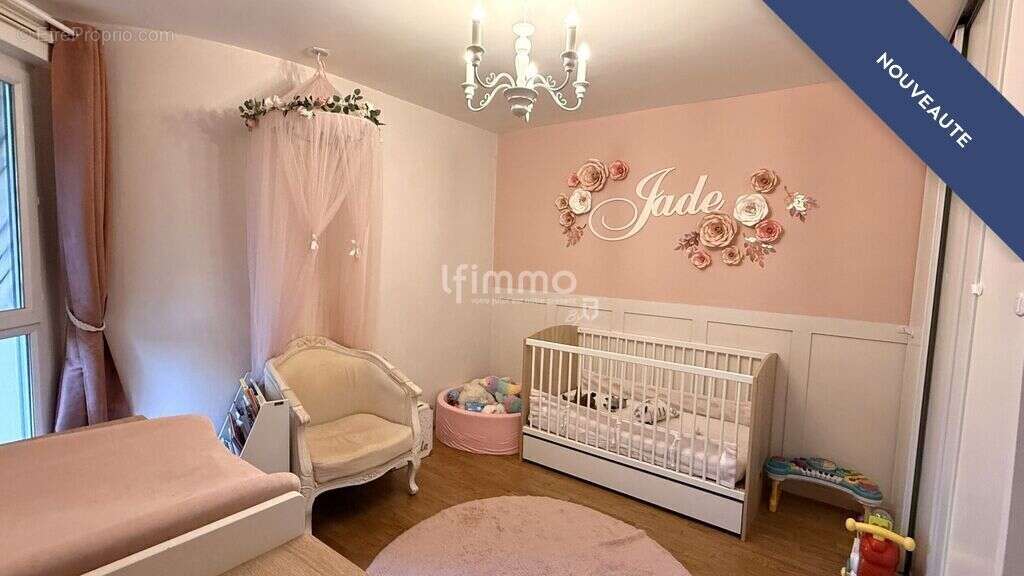 Appartement à ORLIENAS