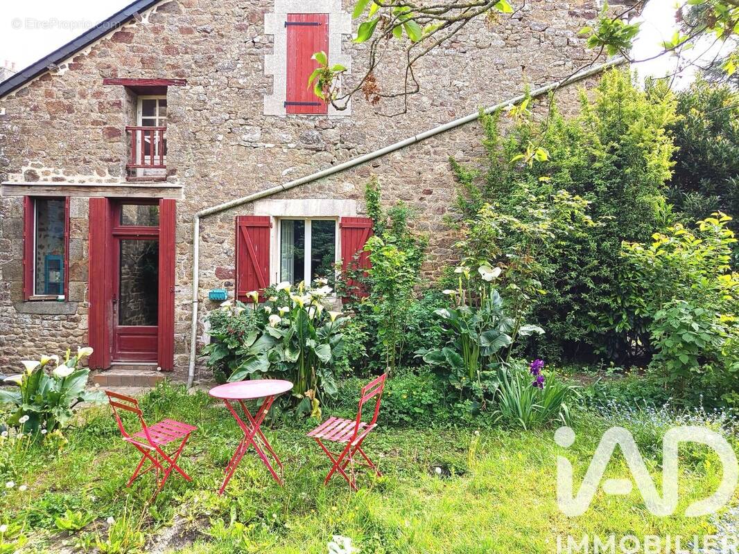 Photo 1 - Maison à BECHEREL