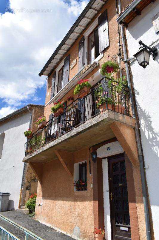 Maison à AXAT