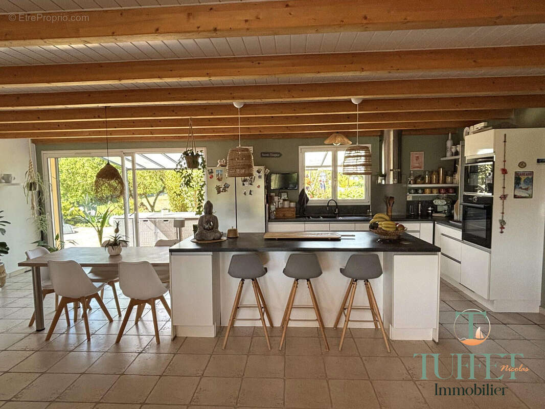 Maison à SAINT-SULPICE-DE-ROYAN