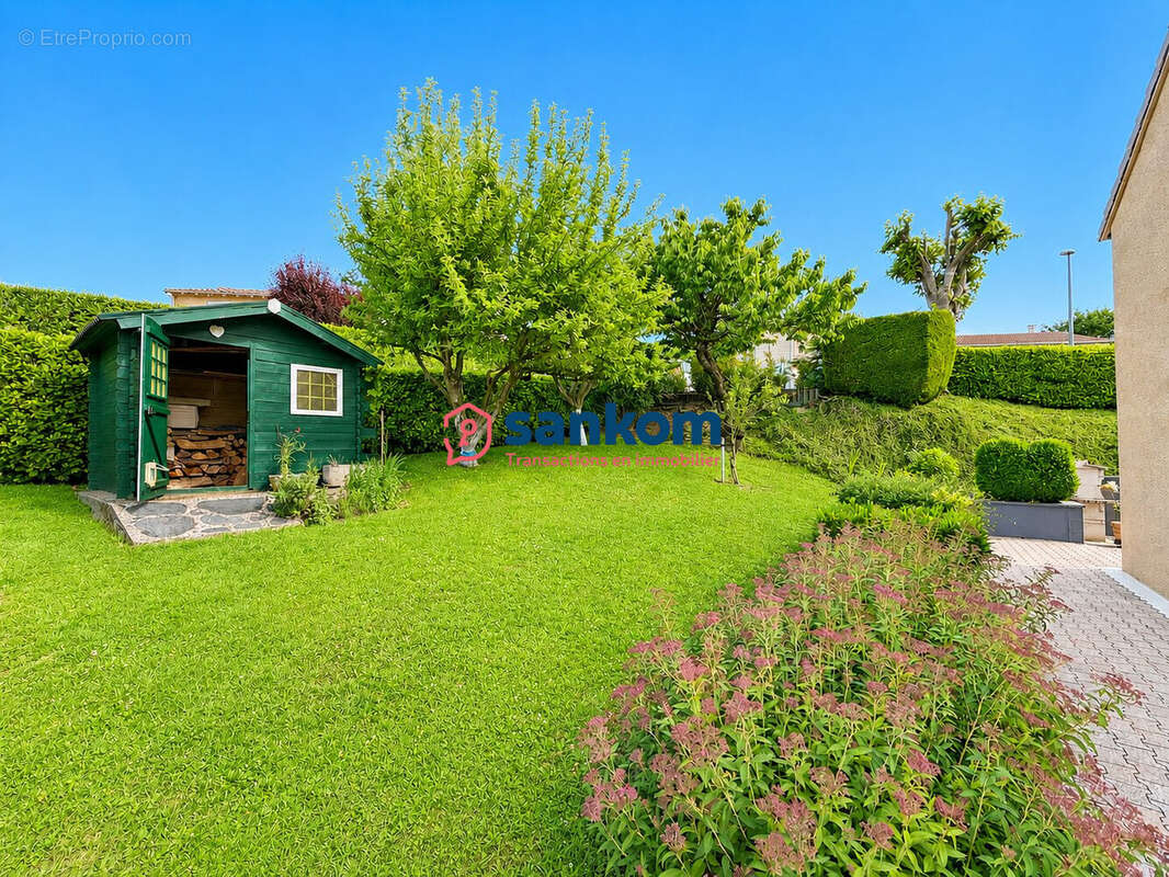 Maison à ESPALY-SAINT-MARCEL