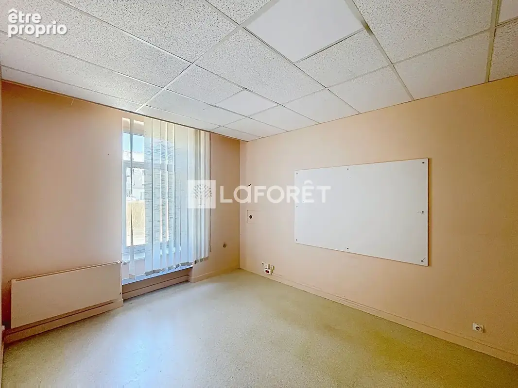 IDEAL INVESTISSEUR! Immeuble Josselin 25 pièce(s) 830 m2 - photo 7