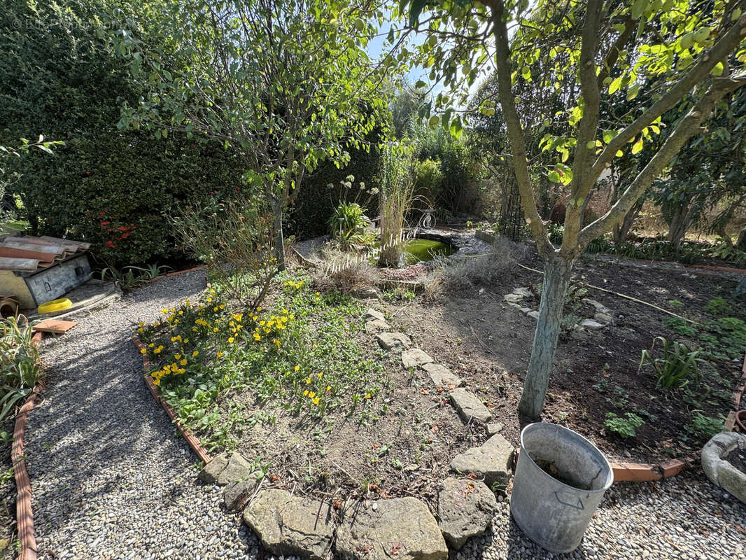 Maison avec jardin et terrasses - photo 8